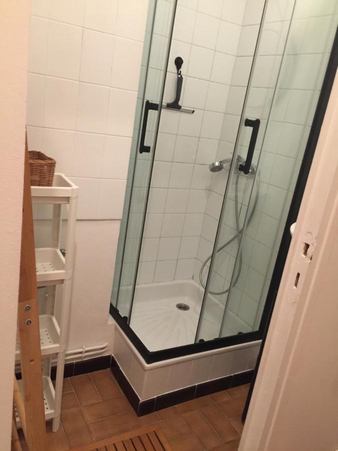 Studio Cabine,4 Personnes ,Renove,Au Calme,200 M De La Plage,Parking Prive Sete Bagian luar foto